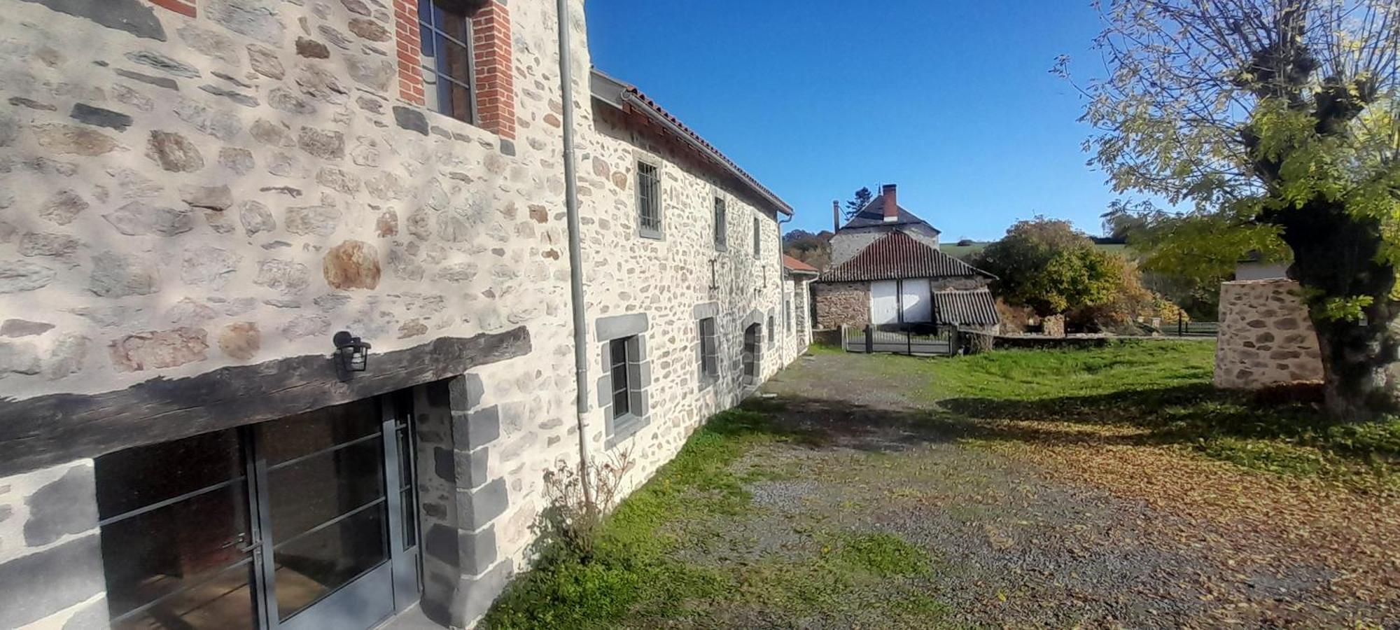 Relais Du Lac De La Truyere Anglards de Saint Flour Buitenkant foto